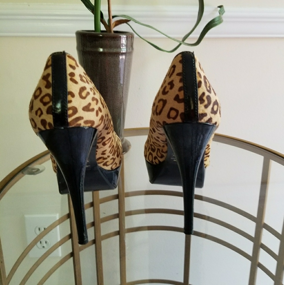 Leopard Heels - Picture 3 of 3